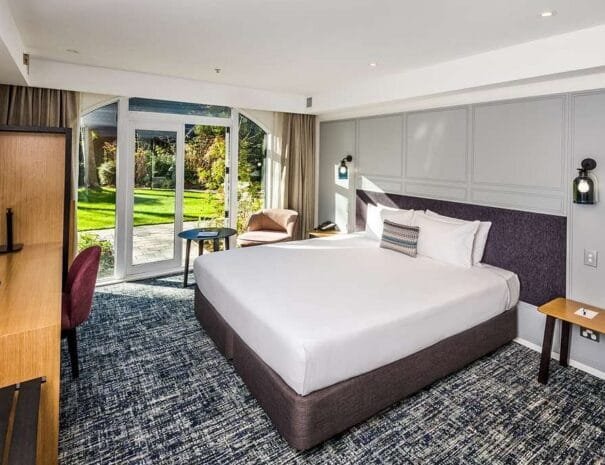 guest-room